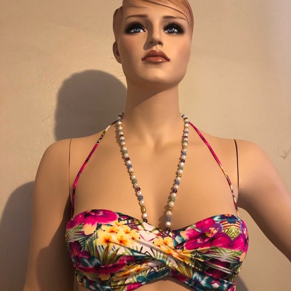 Pink - Picture 2 of 3